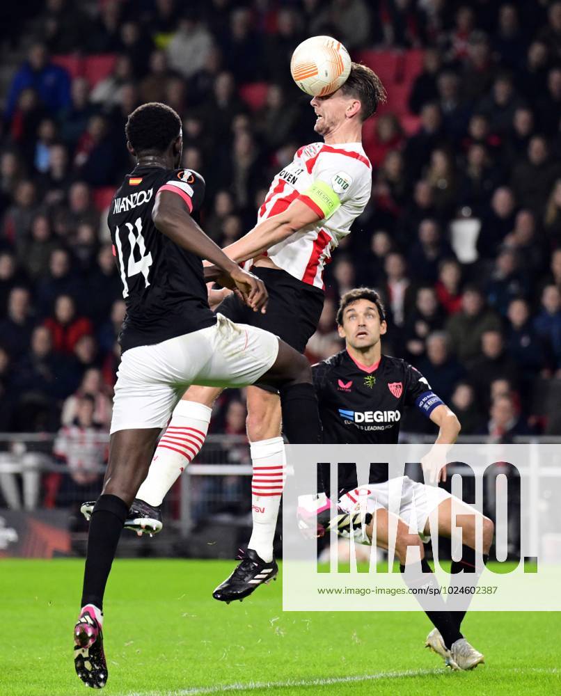 Eindhoven L R Tanguy Nianzou Of Sevilla Fc Luuk De Jong Of Psv Eindhoven Jesus Navas Of