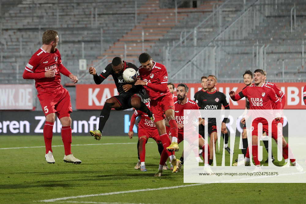 Regionalliga Bayern FC Wuerzburger Kickers Tuerkguecue Muenchen 24 02 ...