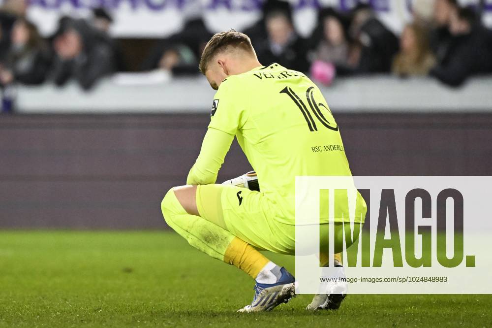 Anderlecht's goalkeeper Bart Verbruggen pictured during a soccer