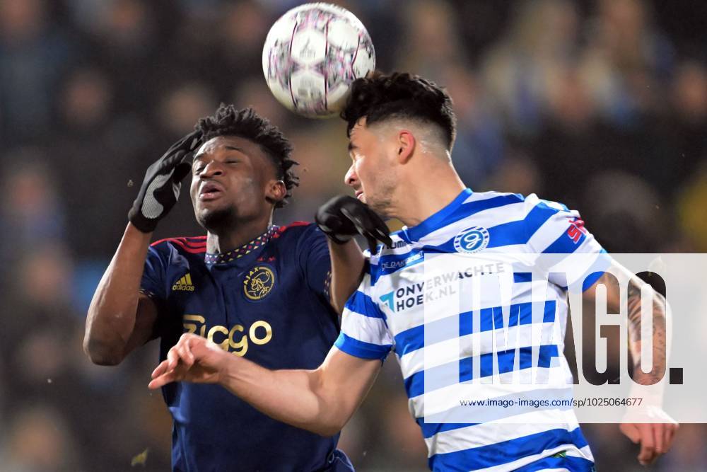 Doetinchem Lr Mohammed Kudus Of Ajax Rio Hillen Of De Graafschap During The Quarter Final Of