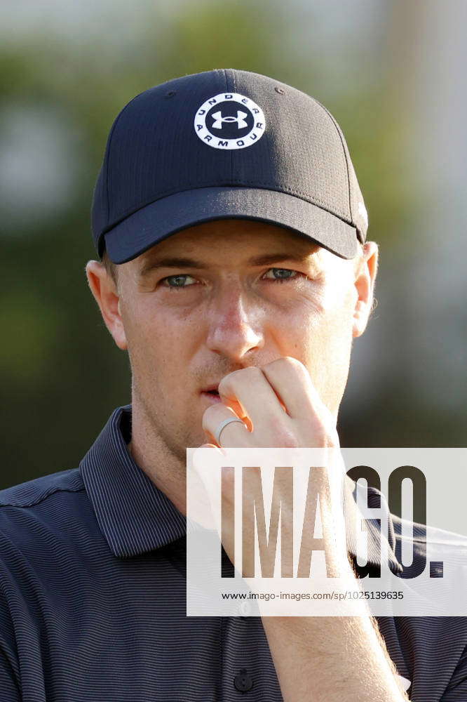 ORLANDO, FL MARCH 03 PGA, Golf Herren golfer Jordan Spieth watches