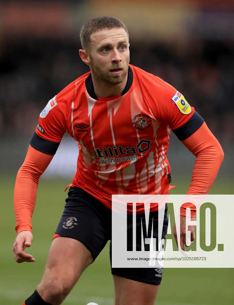 luton-town-v-swansea-city-sky-bet-championship-kenilworth-road