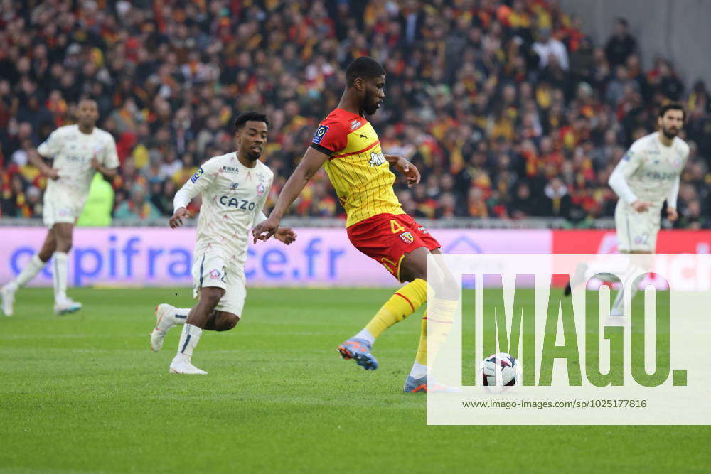 Kevin Danso (Lens) lors du match RC Lens - LOSC Lille, stade Bollaert ...