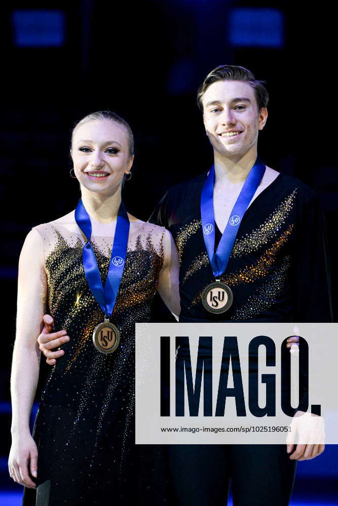 Ice Dance Medal Ceremony, Katerina MRAZKOVA & Daniel MRAZEK (CZE) first ...