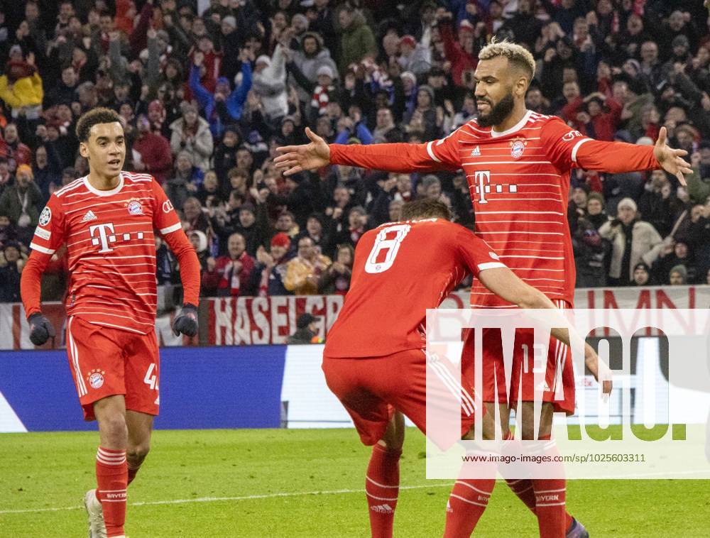 FC Bayern Goal Celebration With Goal Scorer Bayerns 13 Eric Maxim ...