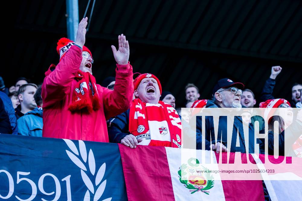 EMMEN - supporters of FC Emmen during the Dutch premier league match ...