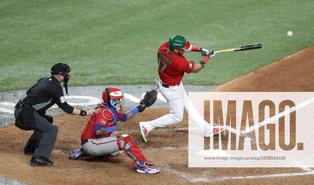 Isaac Paredes delivers three RBIs in Mexico win vs. Puerto Rico