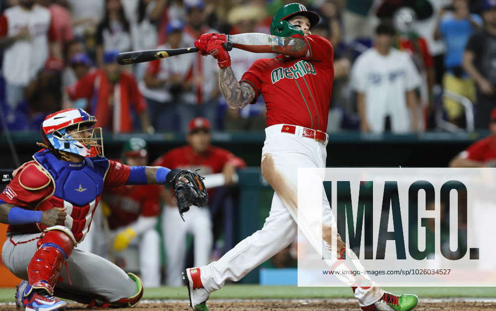 Alex Verdugo SMACKS a RBI Single!, Puerto Rico Vs Mexico