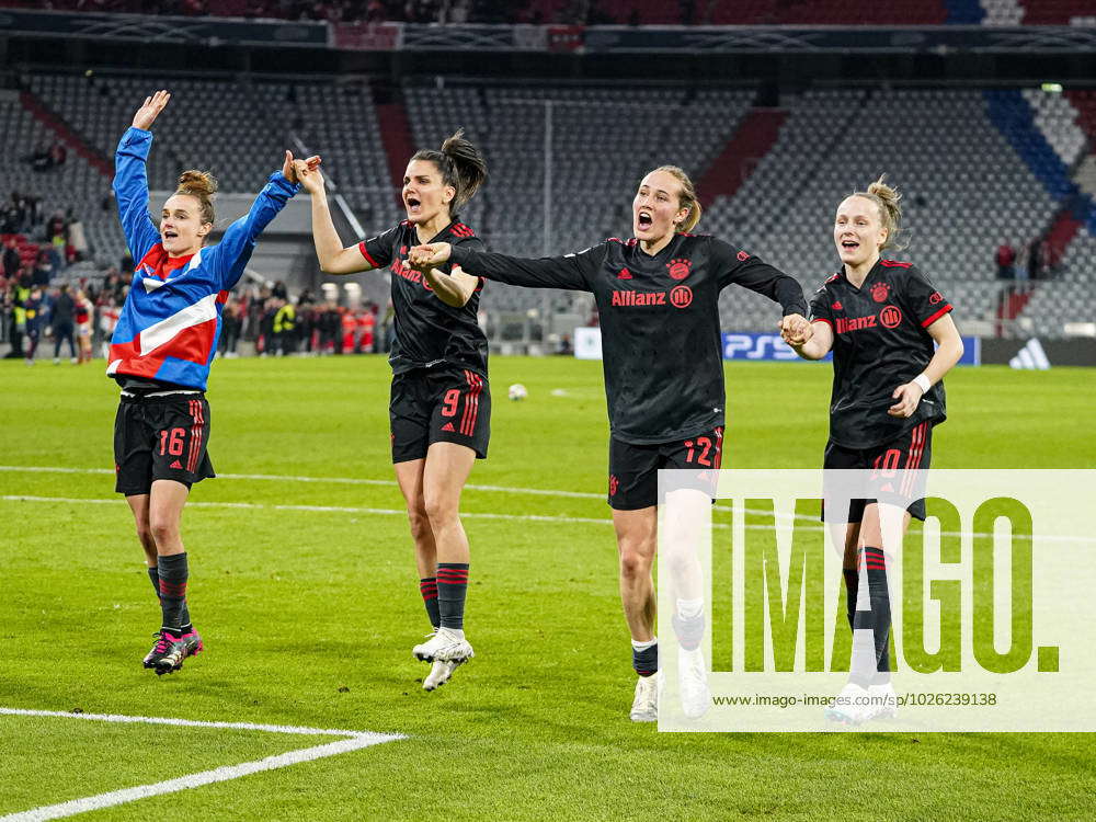 Lina Magull (16 FC Bayern München) , Jovana Damnjanovic (9 FC Bayern ...