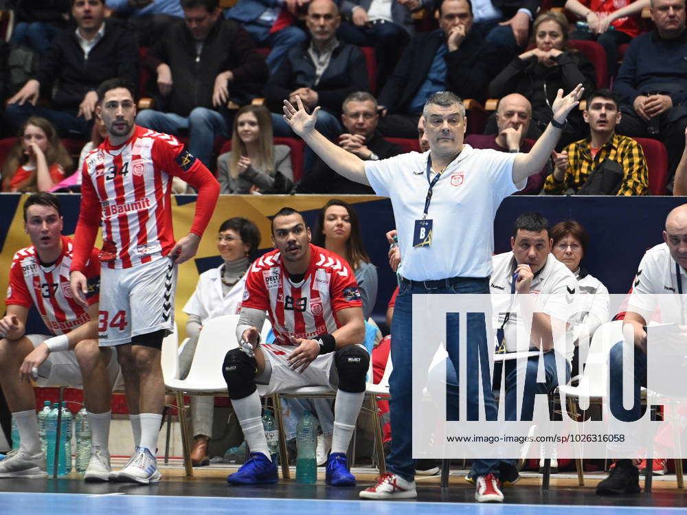 Xavier Fuertes Pascual reacts with Lazar Kukic and Mamdouh Hashem ...