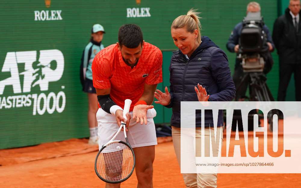 Novak Djokovic (Serbie) - Aurelie Tourte (arbitre) TENNIS : ATP, Tennis ...