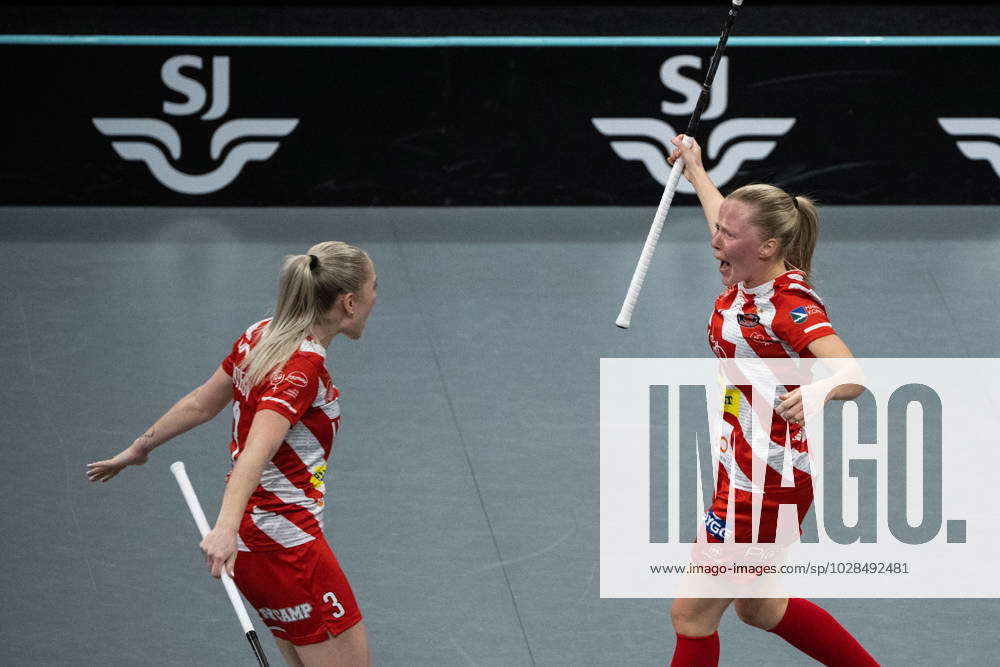 230422 Pixbos Moa Andersson and Emma Stenberg celebrate after 1-1