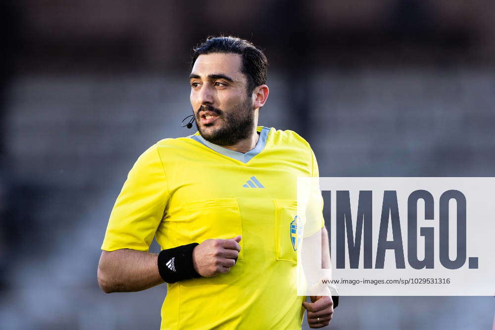 230509 Referee Paul Shamoun during the Damallsvenskan football