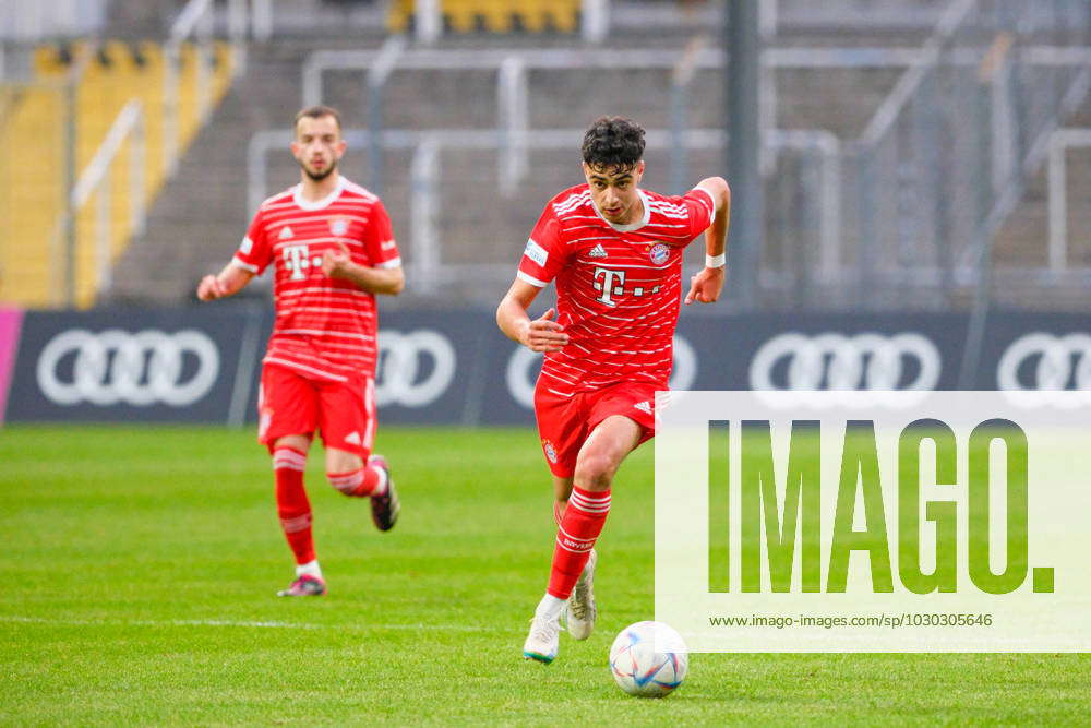 Aleksandar Pavlovic 36 FC Bayern München II On The Ball, FC Bayern II V ...