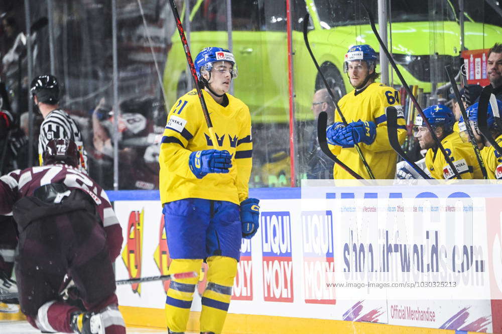 RIGA 20230525 Swedens Leo Carlsson is depressed after losing 2-1 to ...