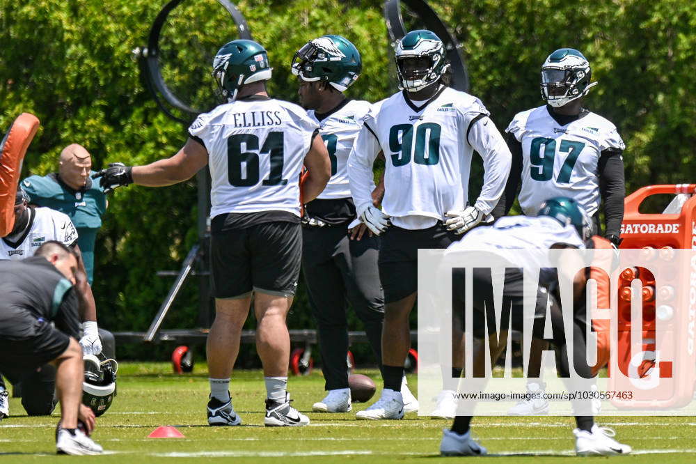 PHILADELPHIA, PA - JUNE 01: Philadelphia Eagles defensive tackle Jordan  Davis (90) looks on during