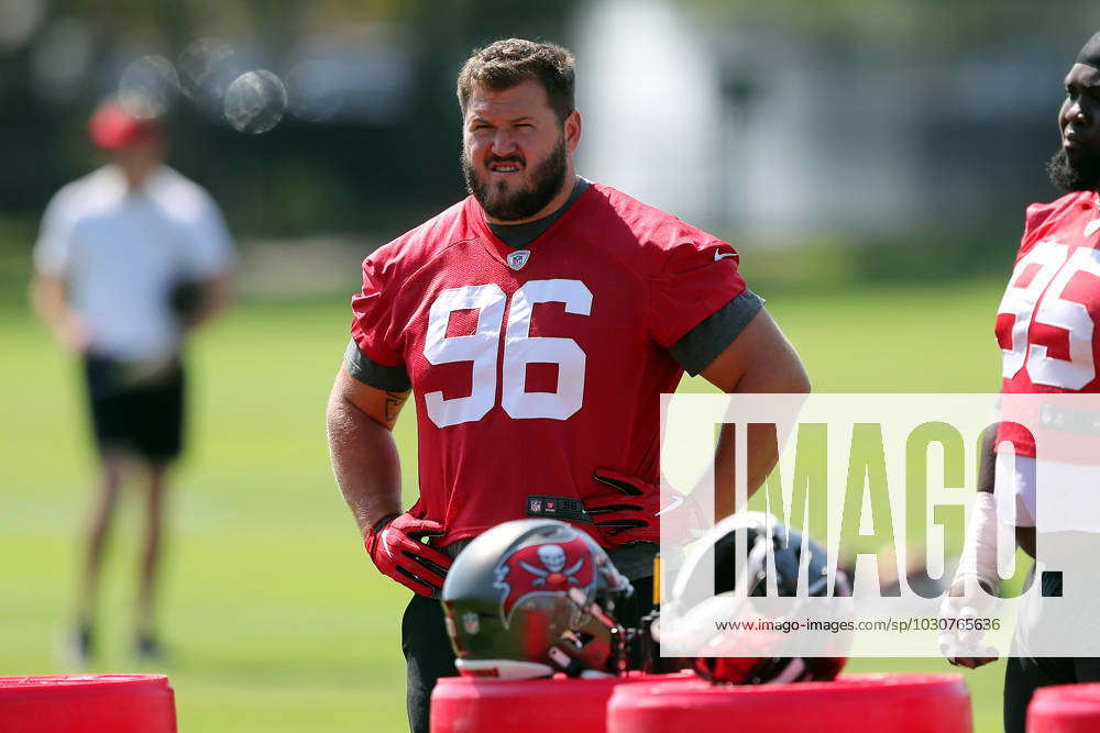 Tampa Bay Buccaneers Sign Greg Gaines