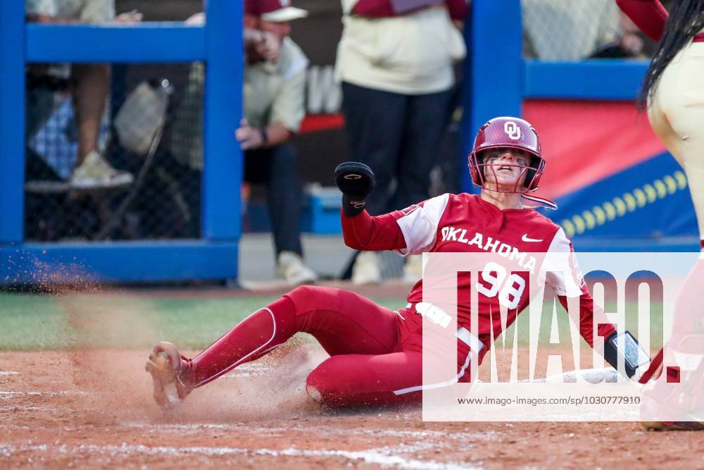 Syndication: The Oklahoman Oklahoma pitcher Jordyn Bahl (98) slides ...