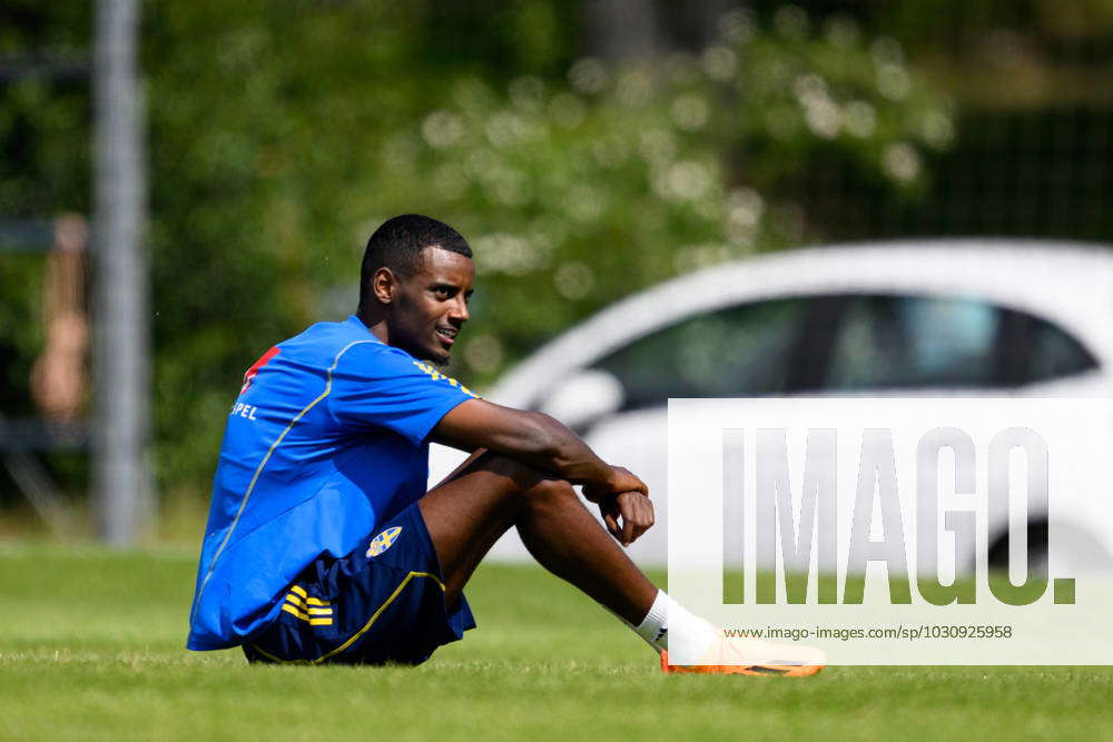 230614 Alexander Isak of the Swedish national football team during