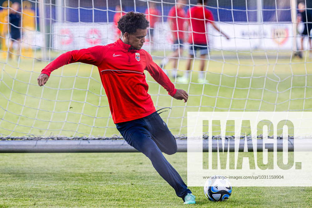 230621 Oscar Bobb of the Norwegian under 21 national football team