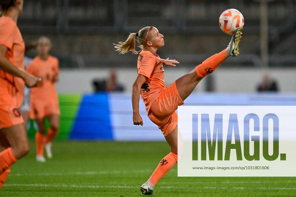 netherlands-soccer-women-friendly-game-netherlands-vs-belgium-jackie