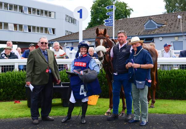 Newton Abbot Races, Newton Abbot, UK - 7 Julu 2023 Race winner ...