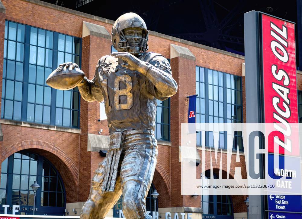 Peyton Manning statue at Lucas Oil Stadium: permanent, like his legacy