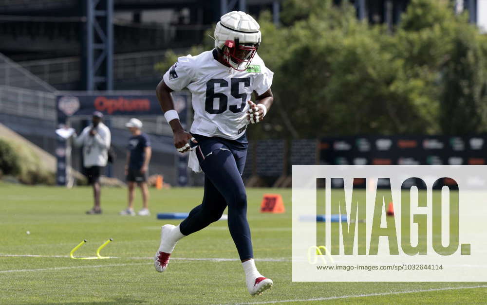 New England Patriots tight end Johnny Lumpkin during New England