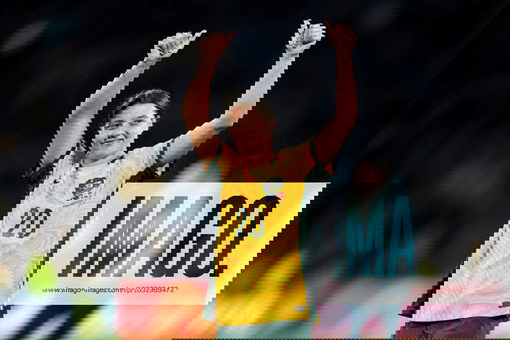 SYDNEY, AUSTRALIA - AUGUST 07: Sam Kerr of Australia celebrates winning