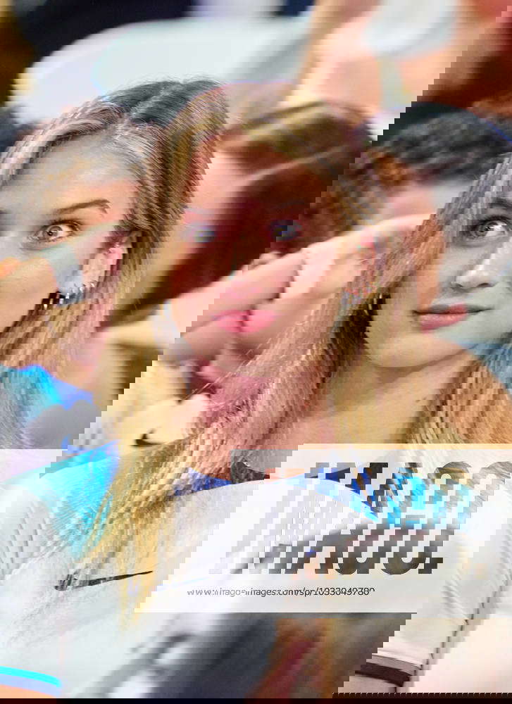 Anna Modler fiance of Eric Dier, England 15. in the group B match