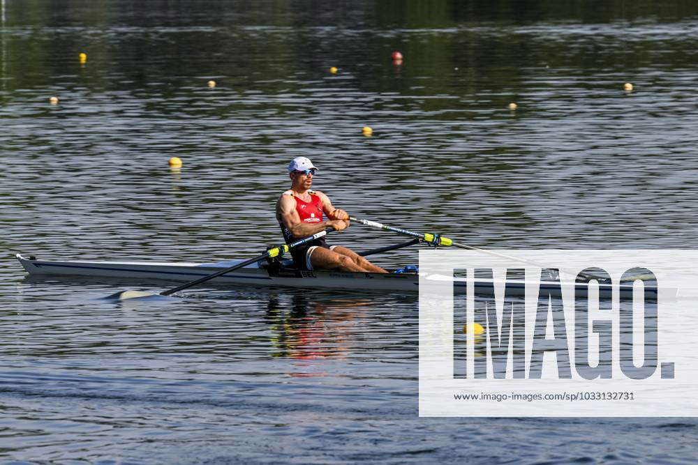 Belgian Shark rower Tim Brys pictured in action during a training ...