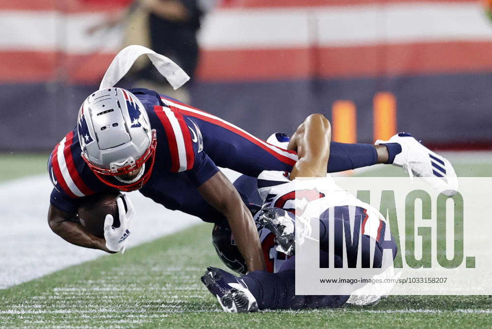 FOXBOROUGH, MA - AUGUST 10: New England Patriots wide receiver Tyquan  Thornton (11) dives for extra