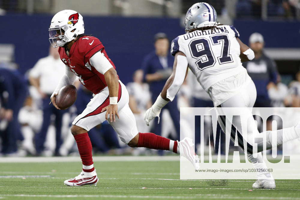 Arizona Cardinals vs Dallas Cowboys - January 02, 2022