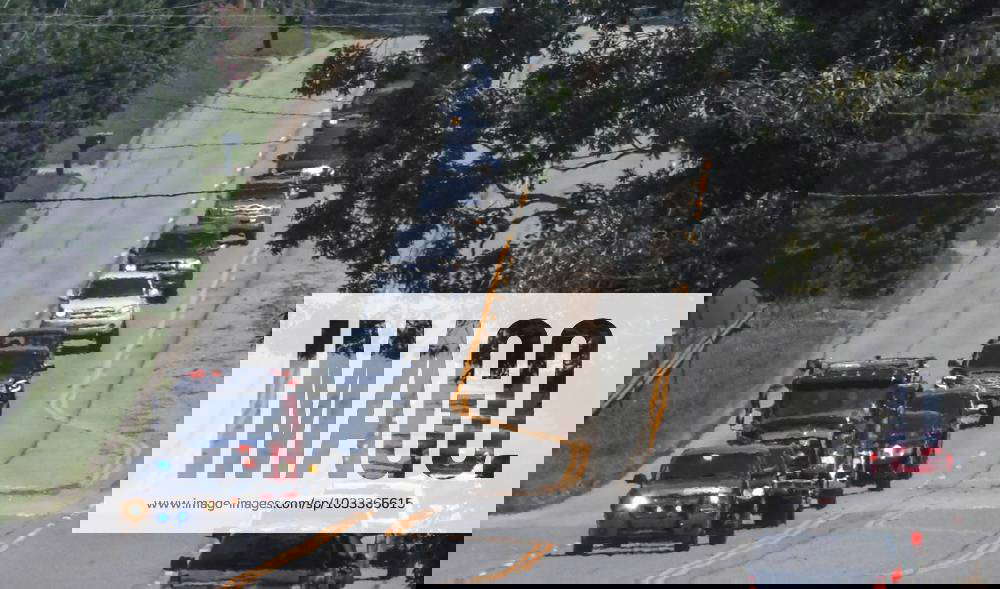 Syndication: The Greenville News The beginning of a procession along ...