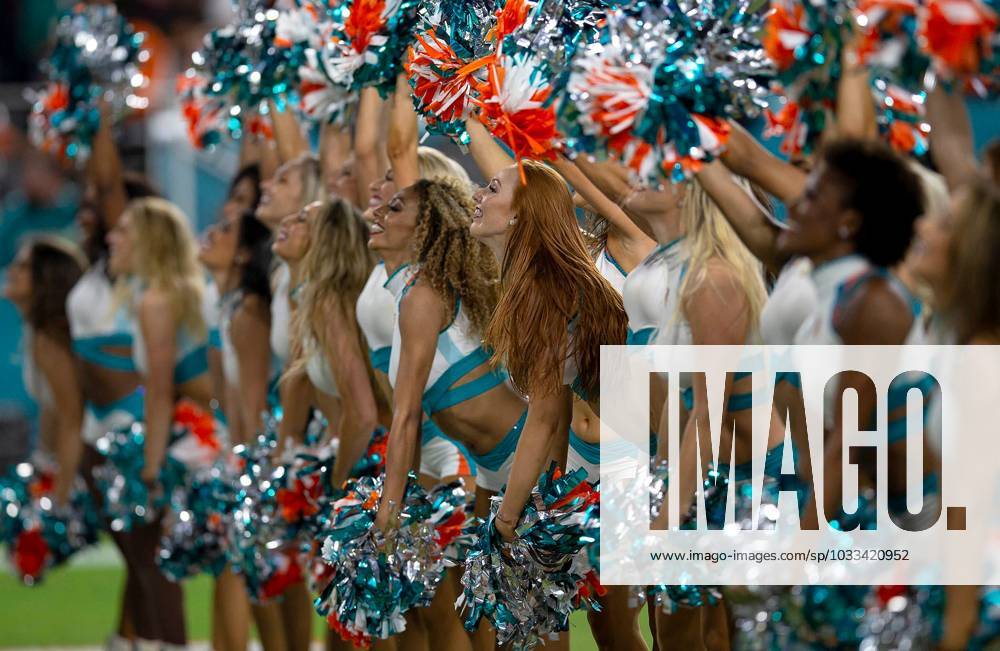 Syndication: Palm Beach Post Miami Dolphins cheerleaders in action against  the Baltimore Ravens duri