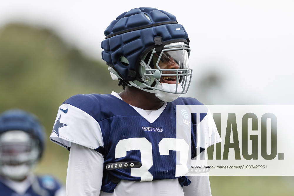 OXNARD, CA - AUGUST 15: Dallas Cowboys linebacker Damone Clark (33) takes  part in a drill during