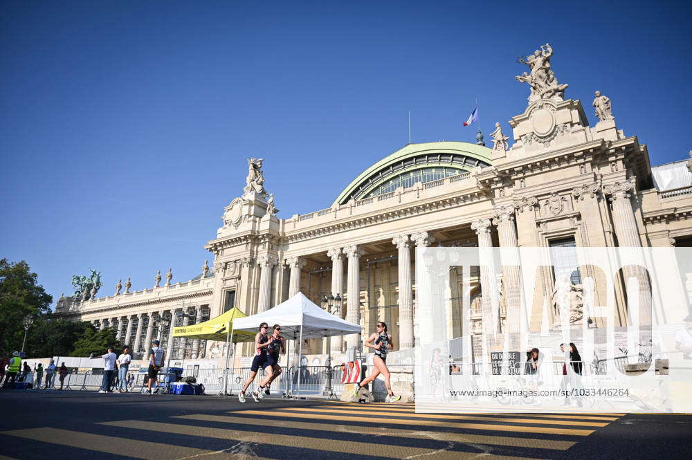 Paris 2024 Womens Triathlon Test Event Paris 2024 Holds A Women S   M 