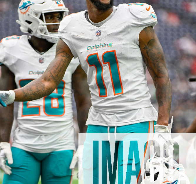 Miami Dolphins wide receiver Cedrick Wilson Jr. (11) warms up before an NFL  preseason football game against the Houston Texans, Saturday, Aug. 19,  2023, in Houston. (AP Photo/Tyler Kaufman Stock Photo - Alamy