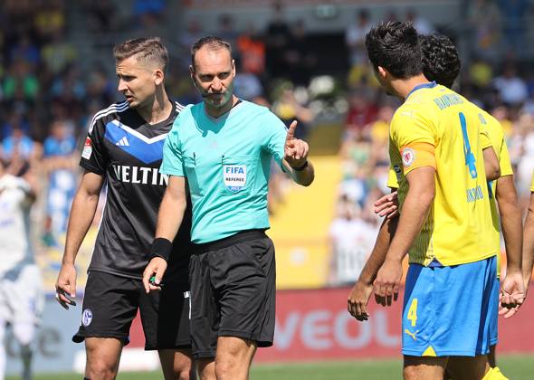 Eintracht Braunschweig - SV Werder Bremen, Matchday 1