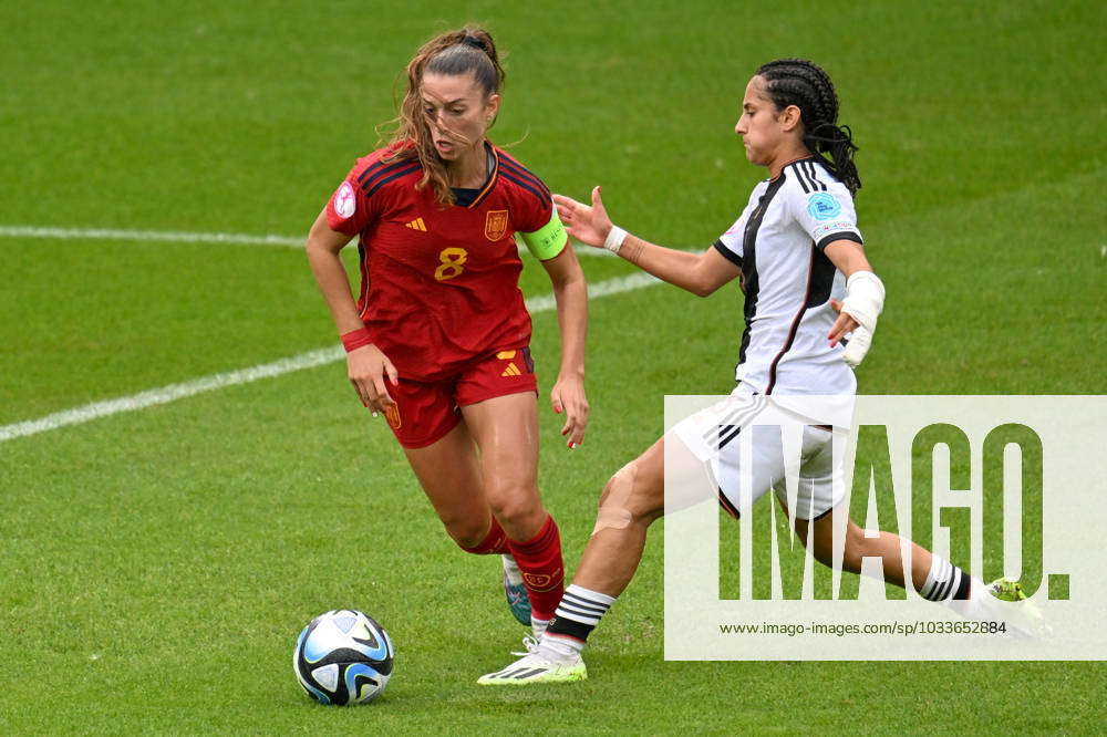 UEFA WOMEN S UNDER-19 EURO FINAL SPAIN VS GERMANY Silvia Lloris (8) Of ...