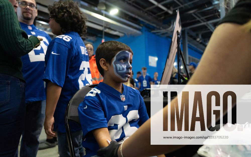 NY Giants Fan Fest 2023 photos at MetLife Stadium