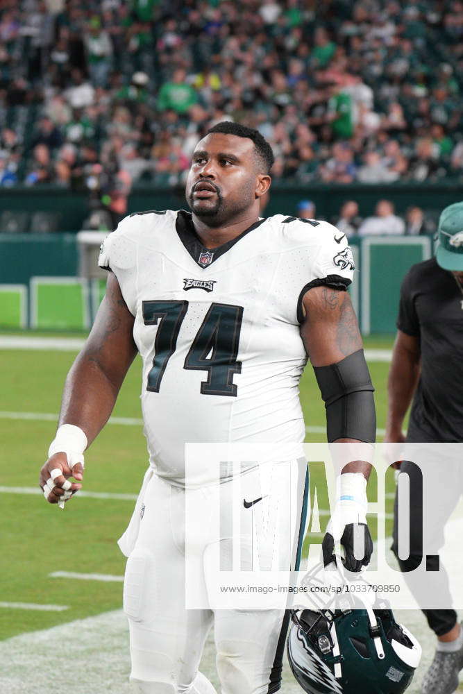 PHILADELPHIA, PA - AUGUST 24: Philadelphia Eagles guard Josh