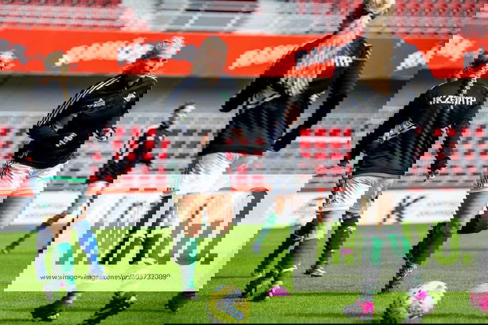 230826 IK Zenith Sandra Mannerstrale during the warmup for the Div 2