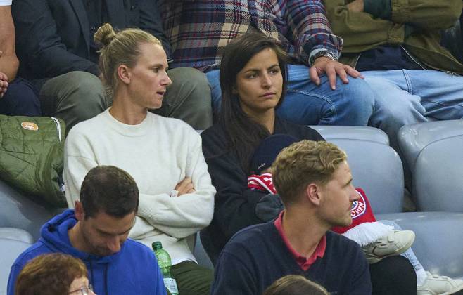 Nora Bohaimid, Wife Of Kathleen KRÜGER, Teammanager FCB In The Match FC ...