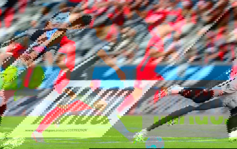 Fotball, UEFA Conference League, Brann AZ Alkmaar Bergen 20230831. Alkmaars Yukinari Sugawara i Fotball, UEFA Conference League, Brann AZ Alkmaar Bergen 20230831. Alkmaars Yukinari Sugawara i
