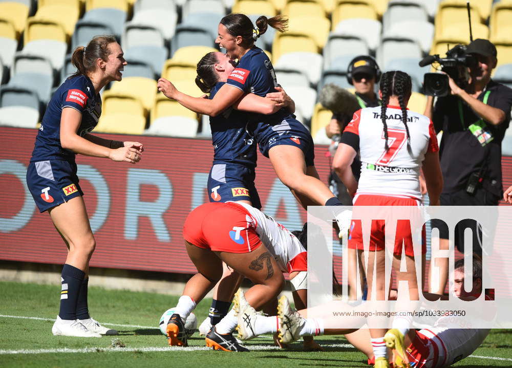 Townsville, Australia. 02nd Sep, 2023. Krystal Blackwell of the Cowboys  scores a try during the NRLW Round 7 match between the North Queensland Cowboys  Women and the St. George Illawarra Dragons at