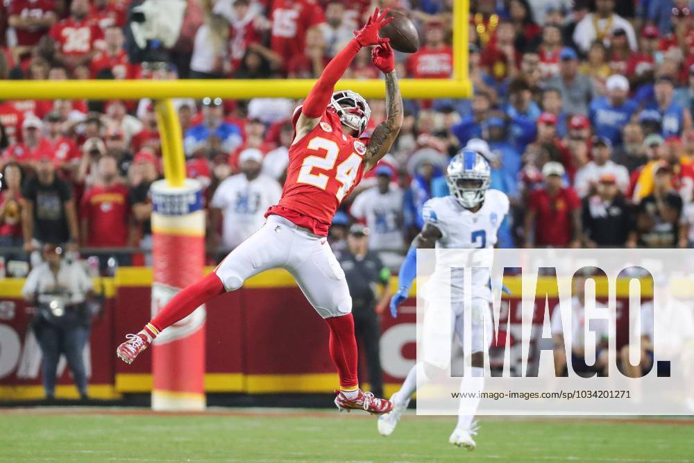 Syndication: Detroit Free Press Kansas City Chiefs wide receiver Skyy Moore  (24) tries to make a