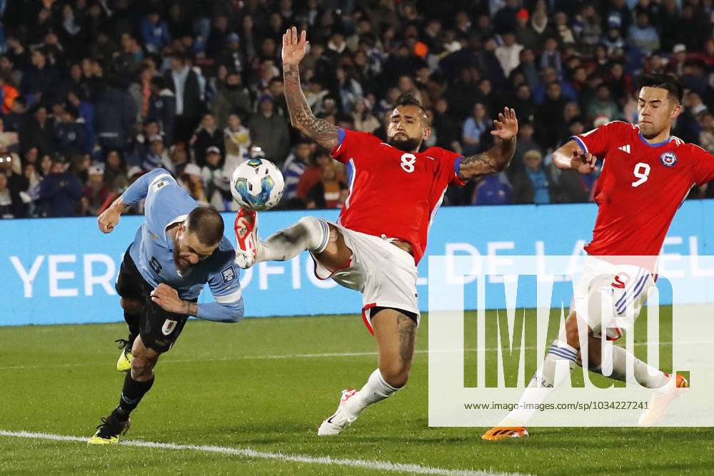 Futbol, Uruguay vs Chile. Eliminatorias mundial 2026. El