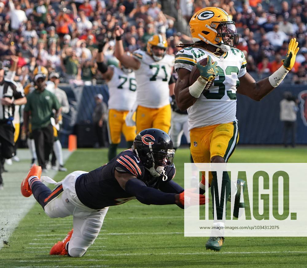 Syndication: Journal Sentinel Green Bay Packers running back Aaron Jones  (33) picks up 51 yards on