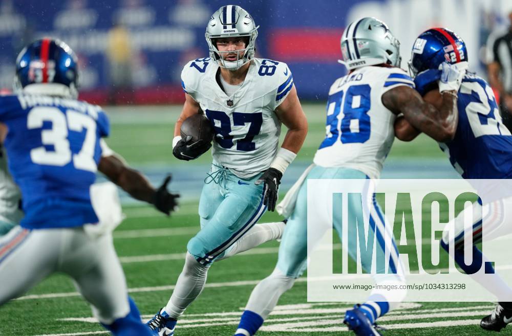 Dallas Cowboys tight end Jake Ferguson (87) runs against the New